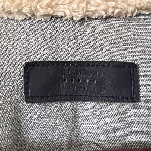 Denim jacket with white collar - Picture 3 of 3